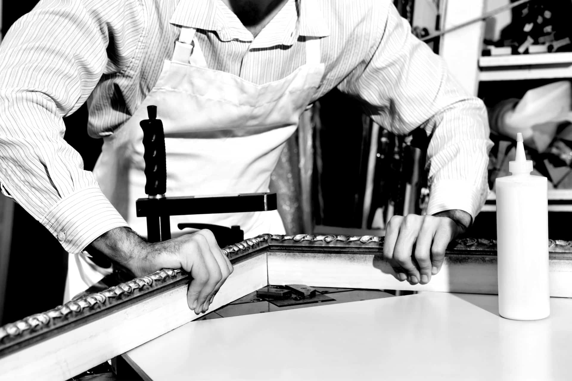 Untitled Design(2) Contract Picture Framers